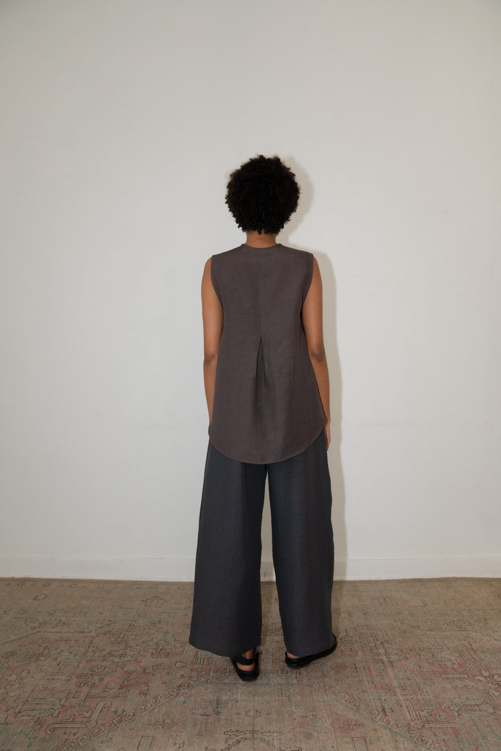 LENA Sleeveless Shirt