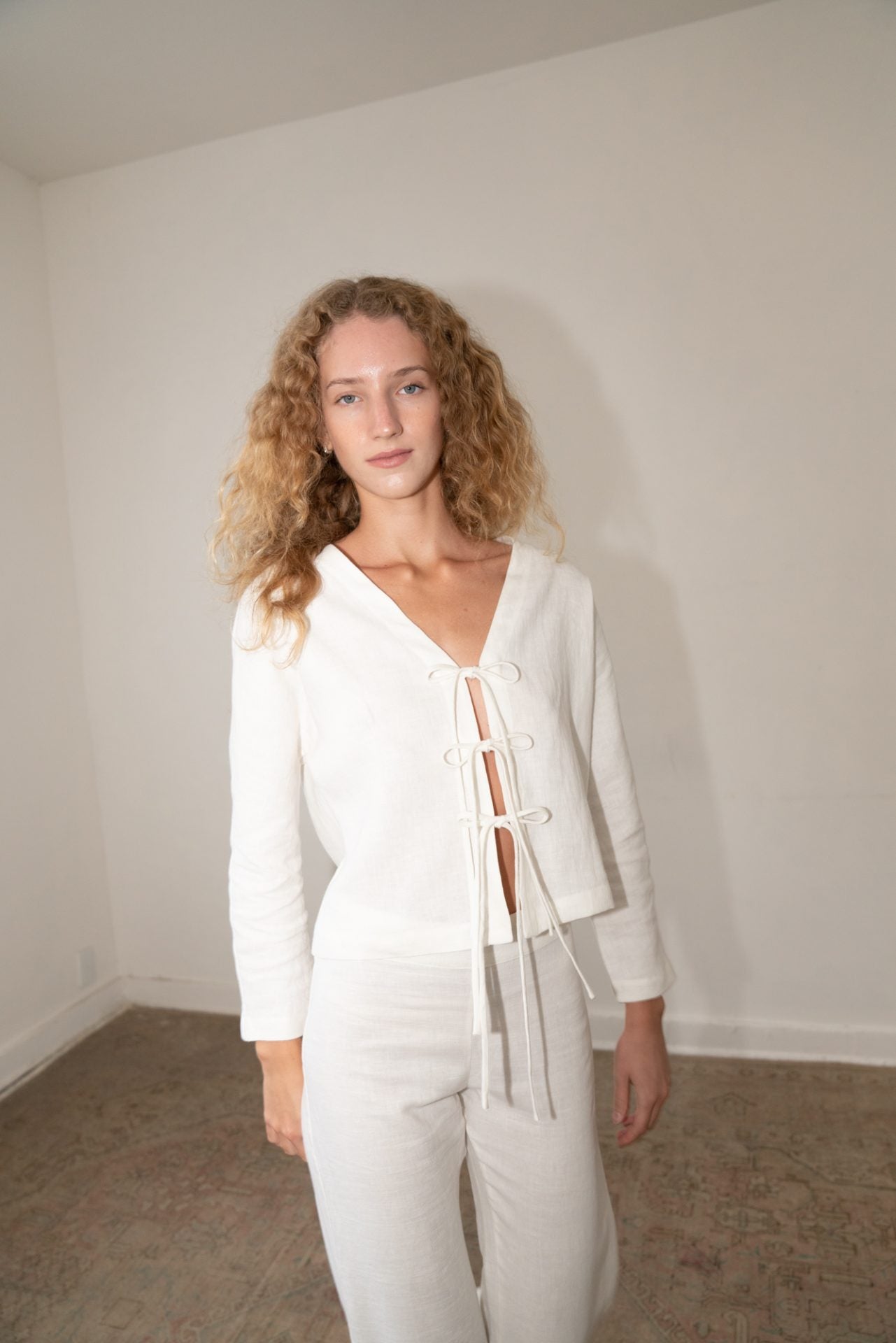 OF ALL FORM 新品　2WAY VERA TOP White VERA Top – ZII Ropa